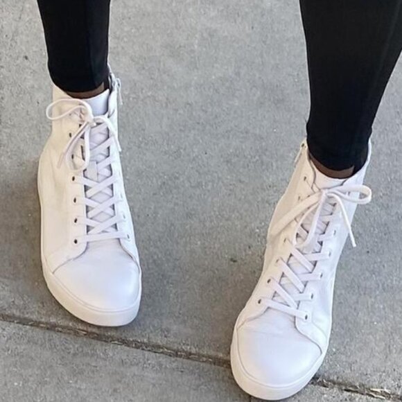 Naturalizer  Morrison Hi Water-Repellent - Picture 8 of 11